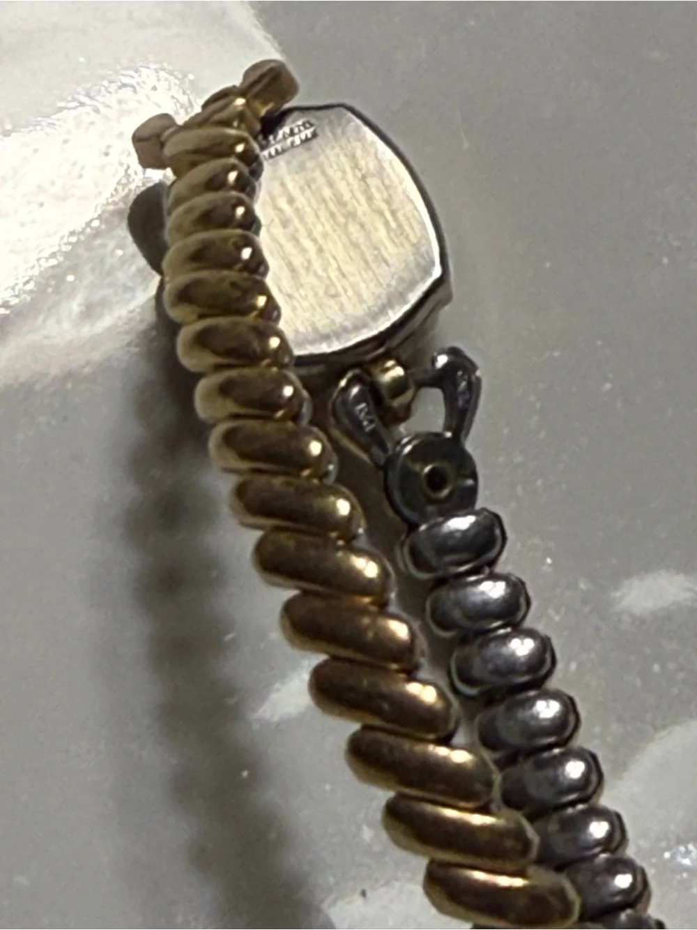 Vintage 40s/50s Gold-Tone Gruen 10k GF Women's Bracelet Watch - Gold